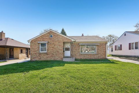 Photo of 3316 S 60th St, Milwaukee, WI 53219 (MLS # 1959996)