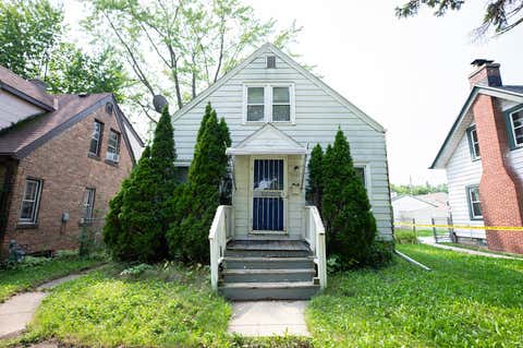 Photo of 4441 N 36th St, Milwaukee, WI 53209 (MLS # 1975990)