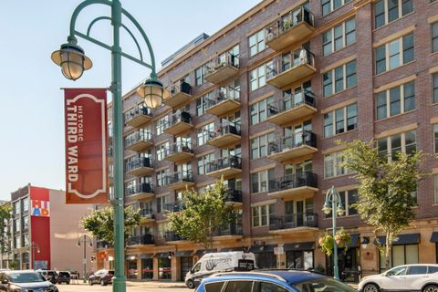 Photo of 102 N Water St, Milwaukee, WI 53202 (MLS # 1942970)