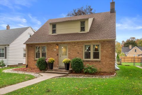 Photo of 2967 N 79th St, Milwaukee, WI 53222 (MLS # 1940515)