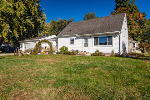 Photo of 3147 29th St S, La Crosse, WI 54601 (MLS # 1940720) Photo of 3147 29th St S, La Crosse, WI 54601 (MLS # 1940720)