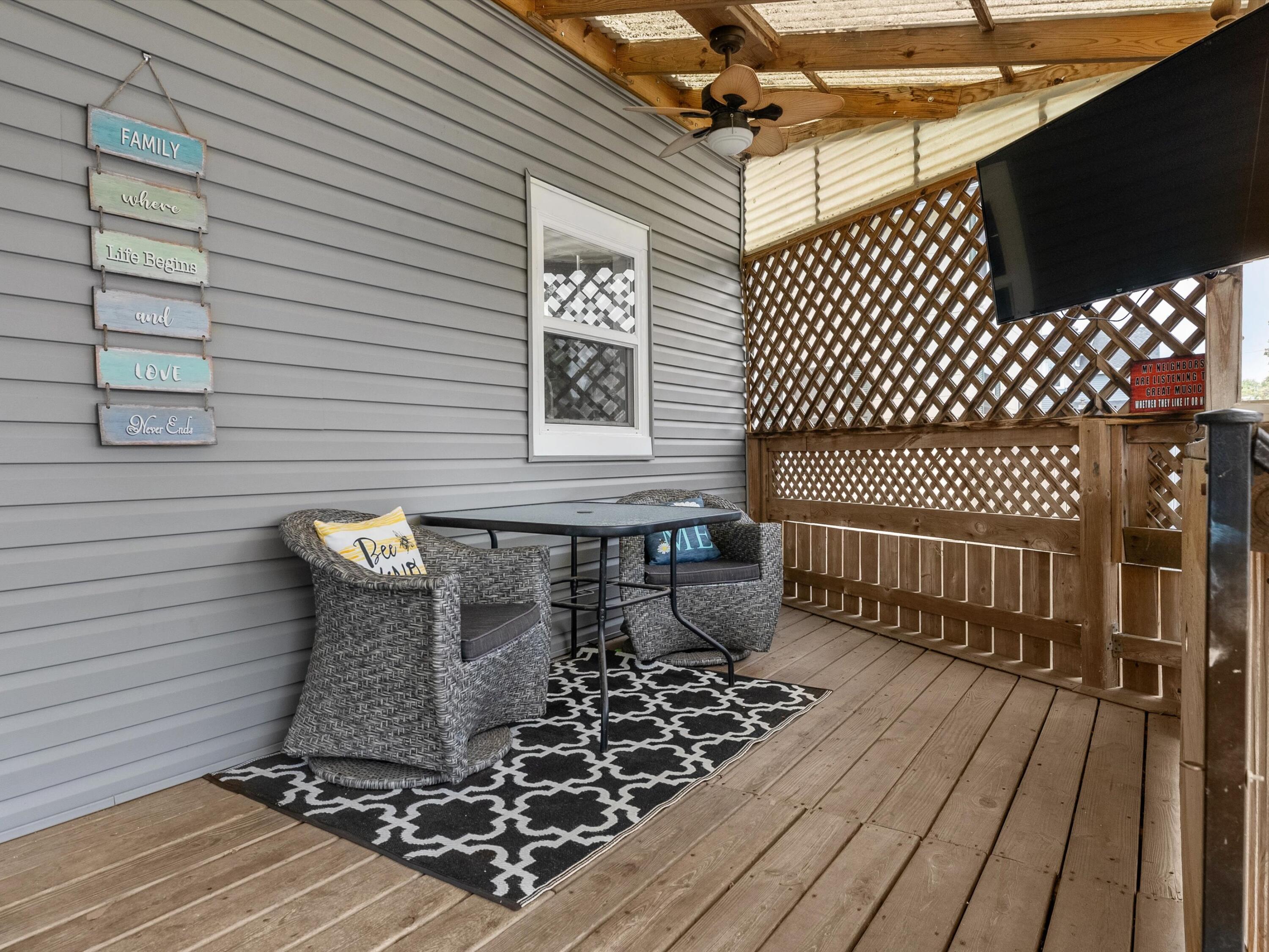 Manitowoc, Wisconsin 54220, United States, 3 Bedrooms Bedrooms, ,2 BathroomsBathrooms,Residential,Active,197315