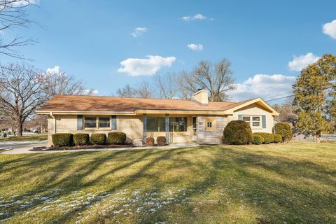 Photo of 10322 W Concordia Ave, Wauwatosa, WI 53222 (MLS # 1947670)