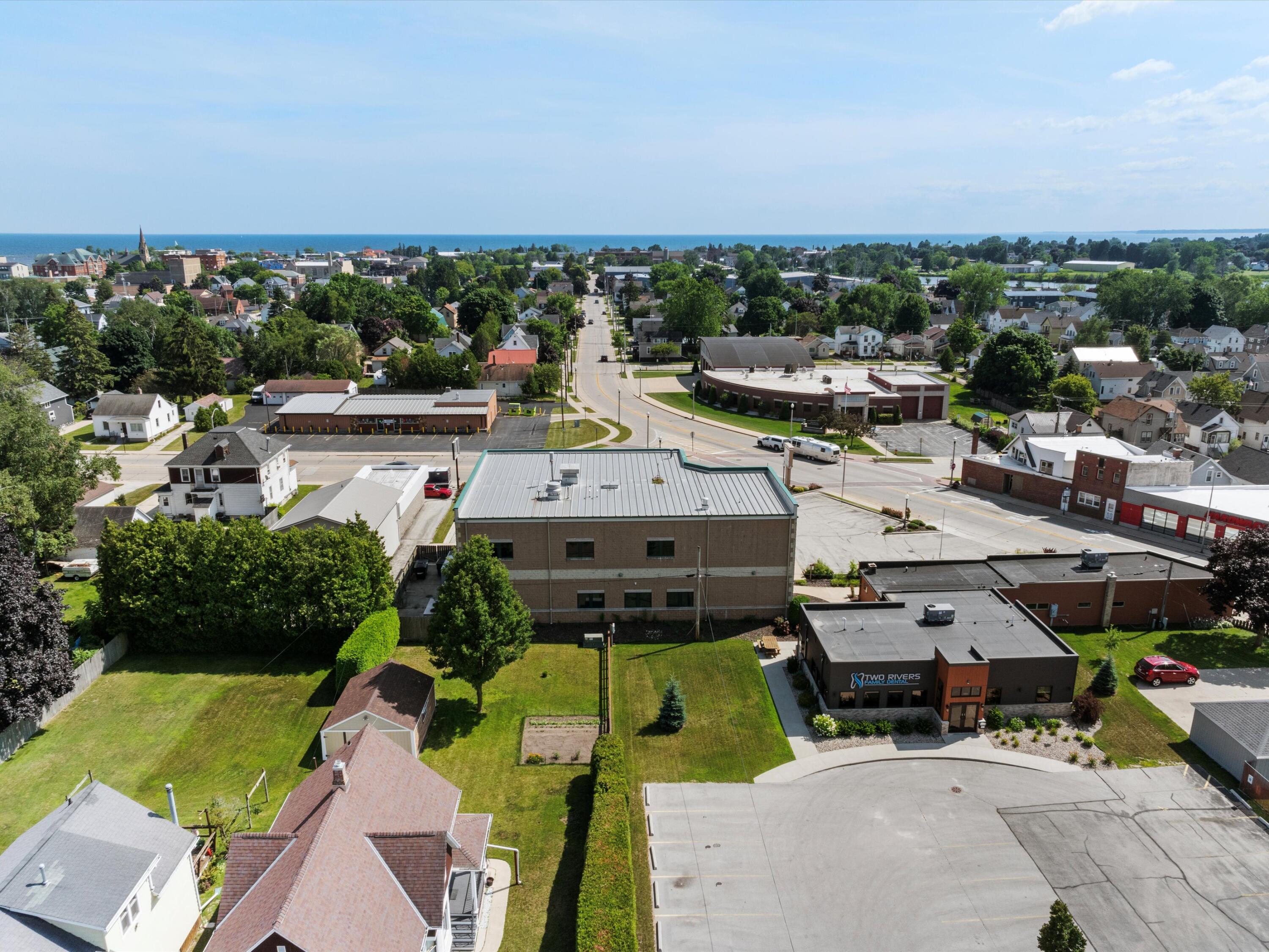 Two Rivers, Wisconsin 54241, United States, ,Commercial,Active,9729