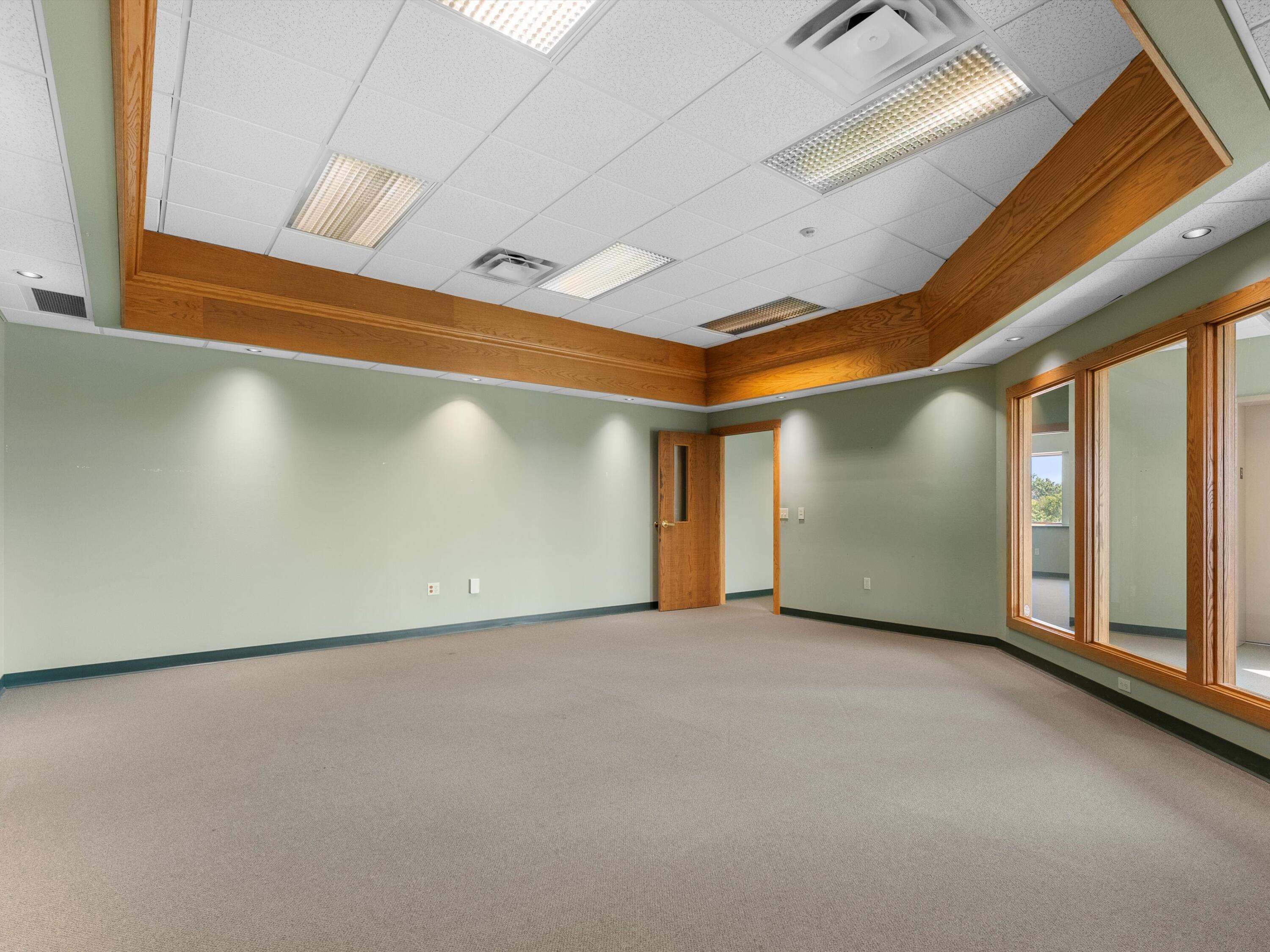 Two Rivers, Wisconsin 54241, United States, ,Commercial,Active,9729