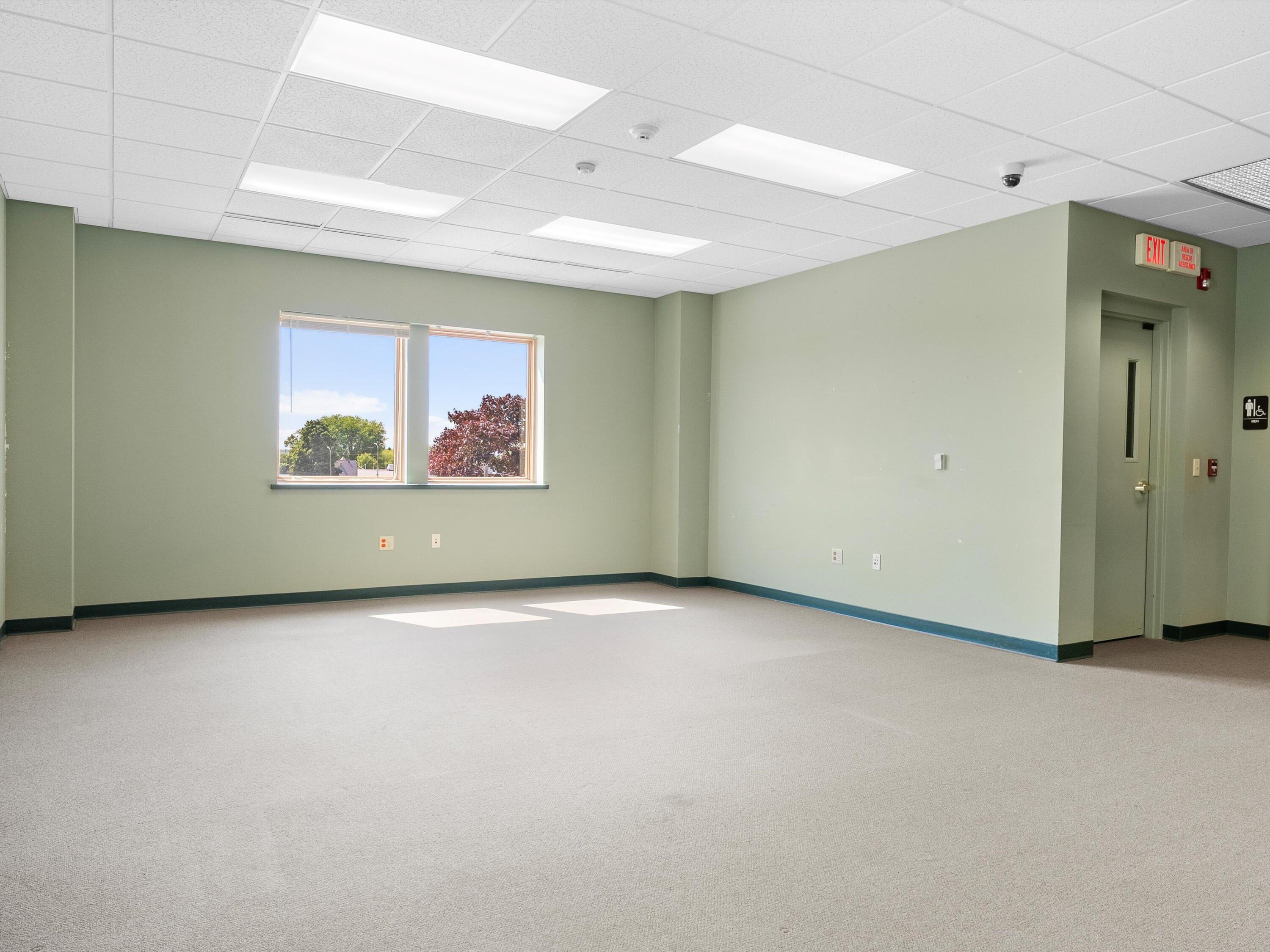 Two Rivers, Wisconsin 54241, United States, ,Commercial,Active,9729