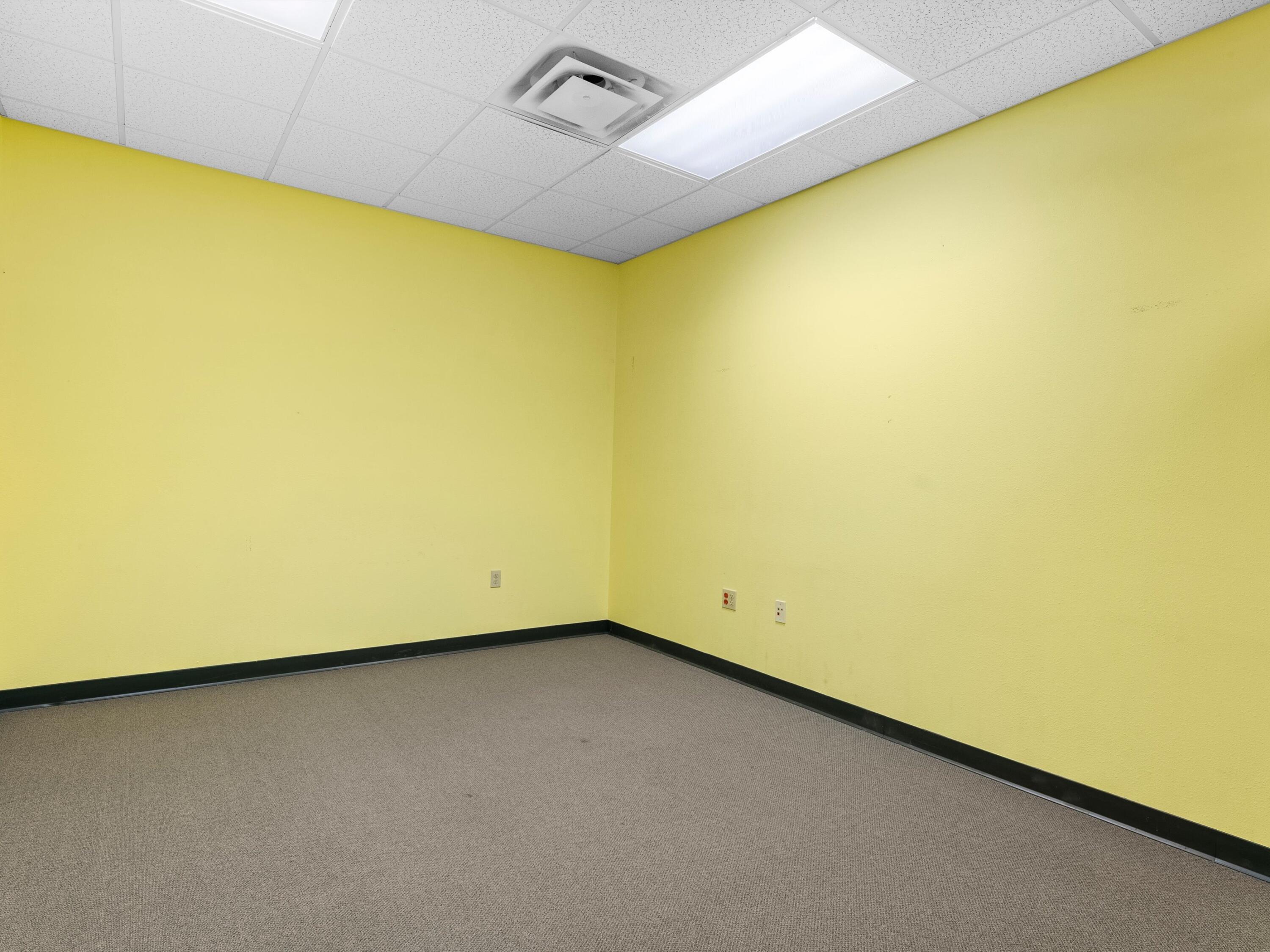 Two Rivers, Wisconsin 54241, United States, ,Commercial,Active,9729