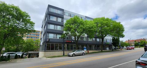 Photo of 3575 N Oakland Ave, Shorewood, WI 53211 (MLS # 1945156)