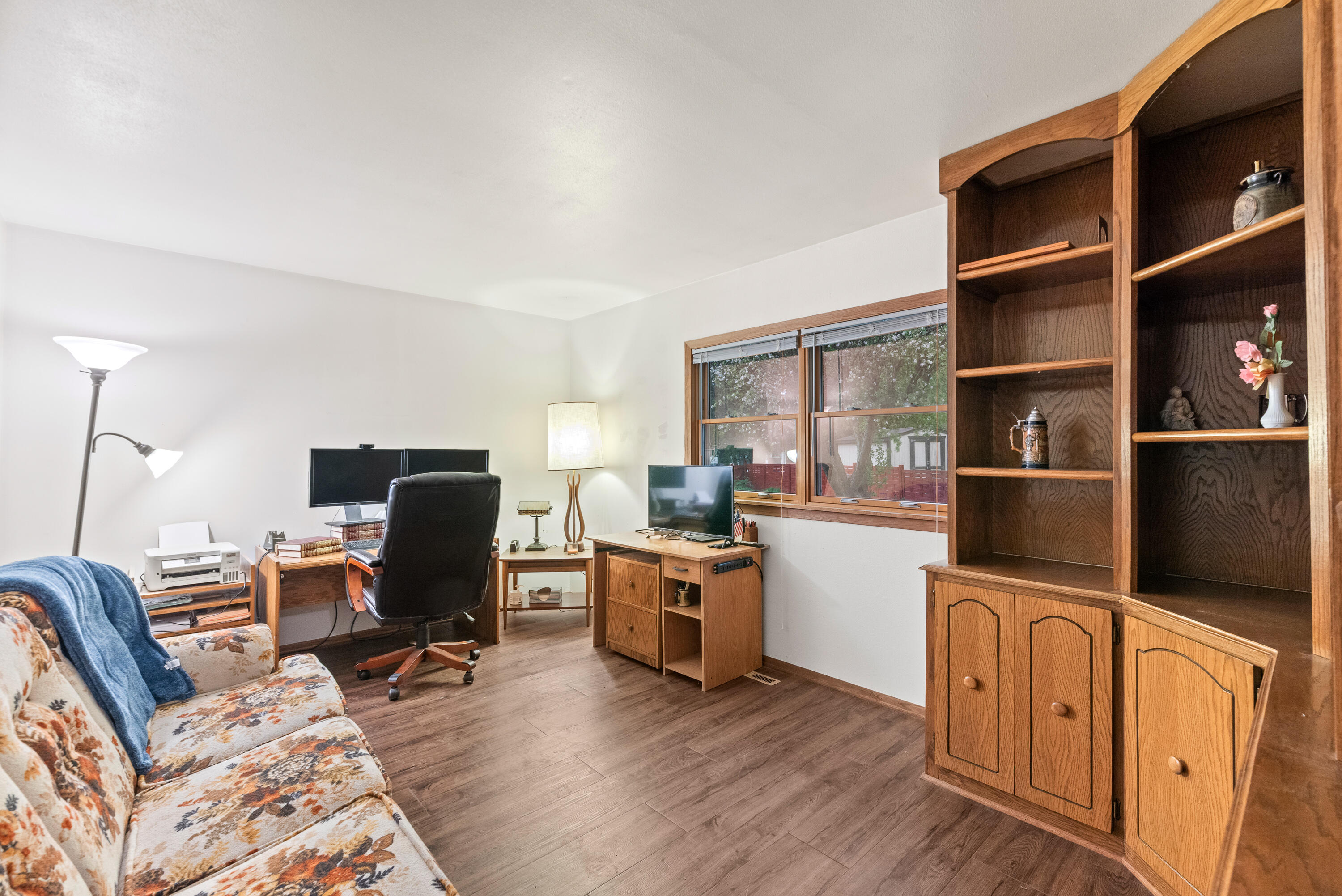 Port Washington, Wisconsin 53074, United States, 4 Bedrooms Bedrooms, ,2 BathroomsBathrooms,Residential,Pending,142124