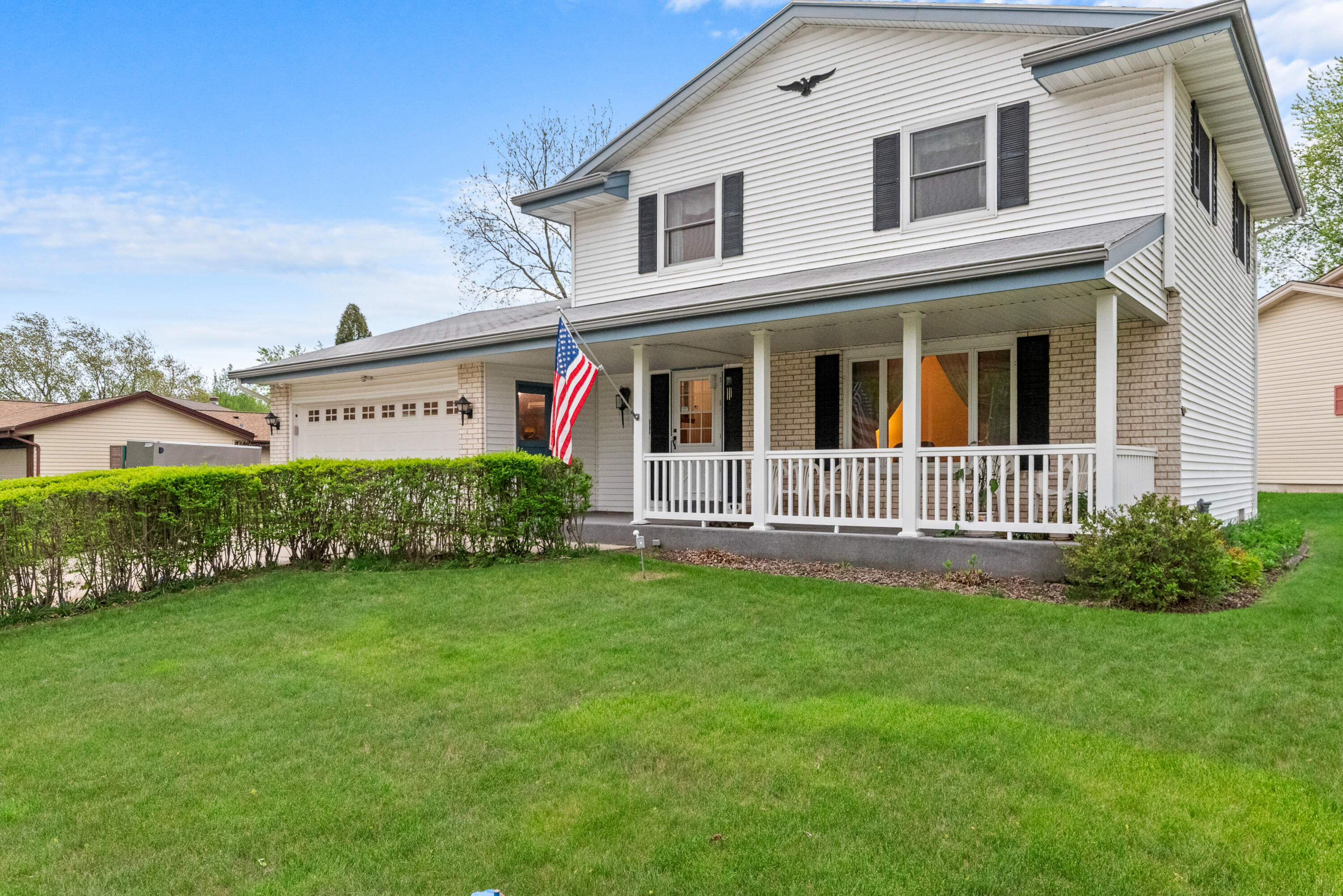 Port Washington, Wisconsin 53074, United States, 4 Bedrooms Bedrooms, ,2 BathroomsBathrooms,Residential,Pending,142124