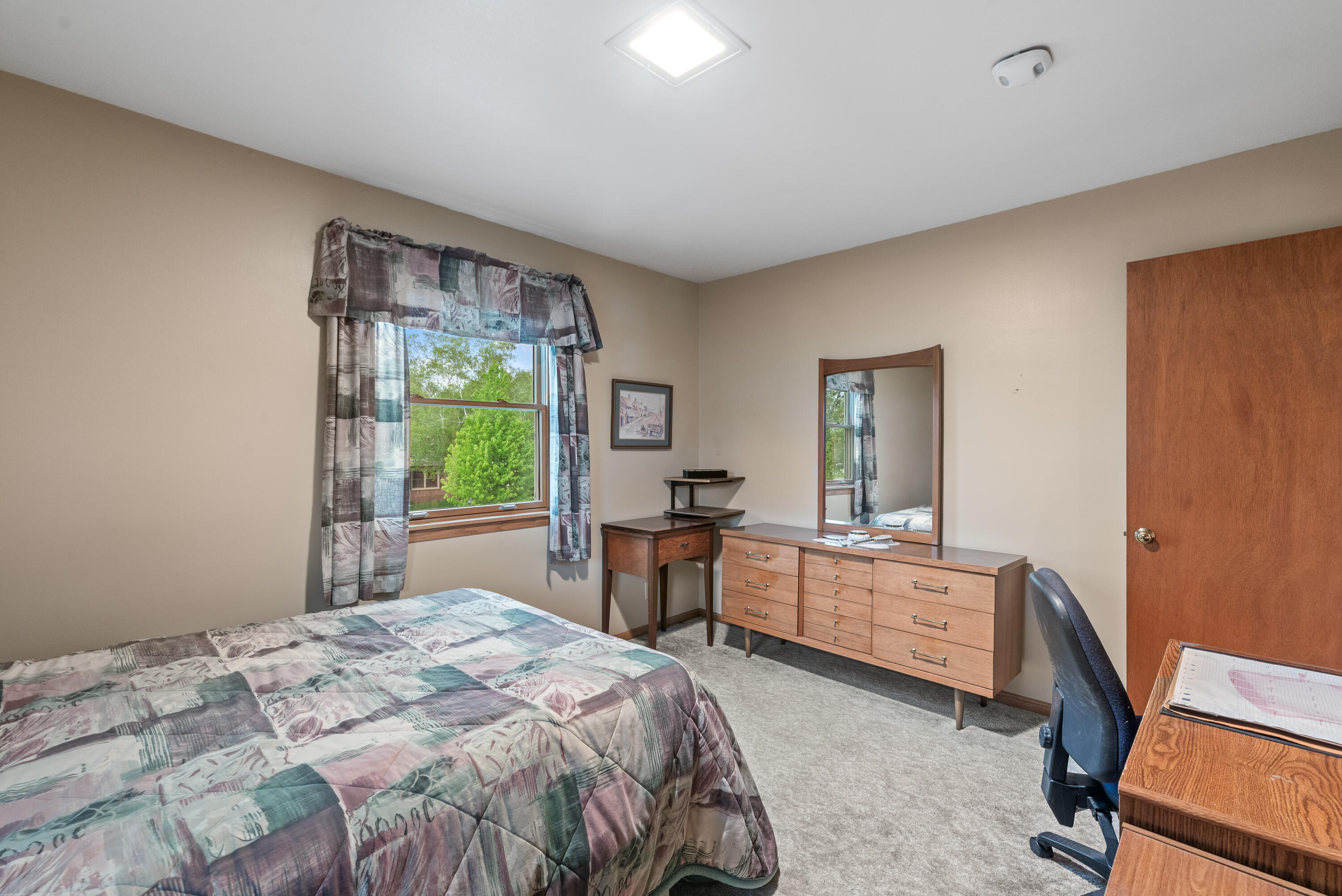 Port Washington, Wisconsin 53074, United States, 4 Bedrooms Bedrooms, ,2 BathroomsBathrooms,Residential,Pending,142124