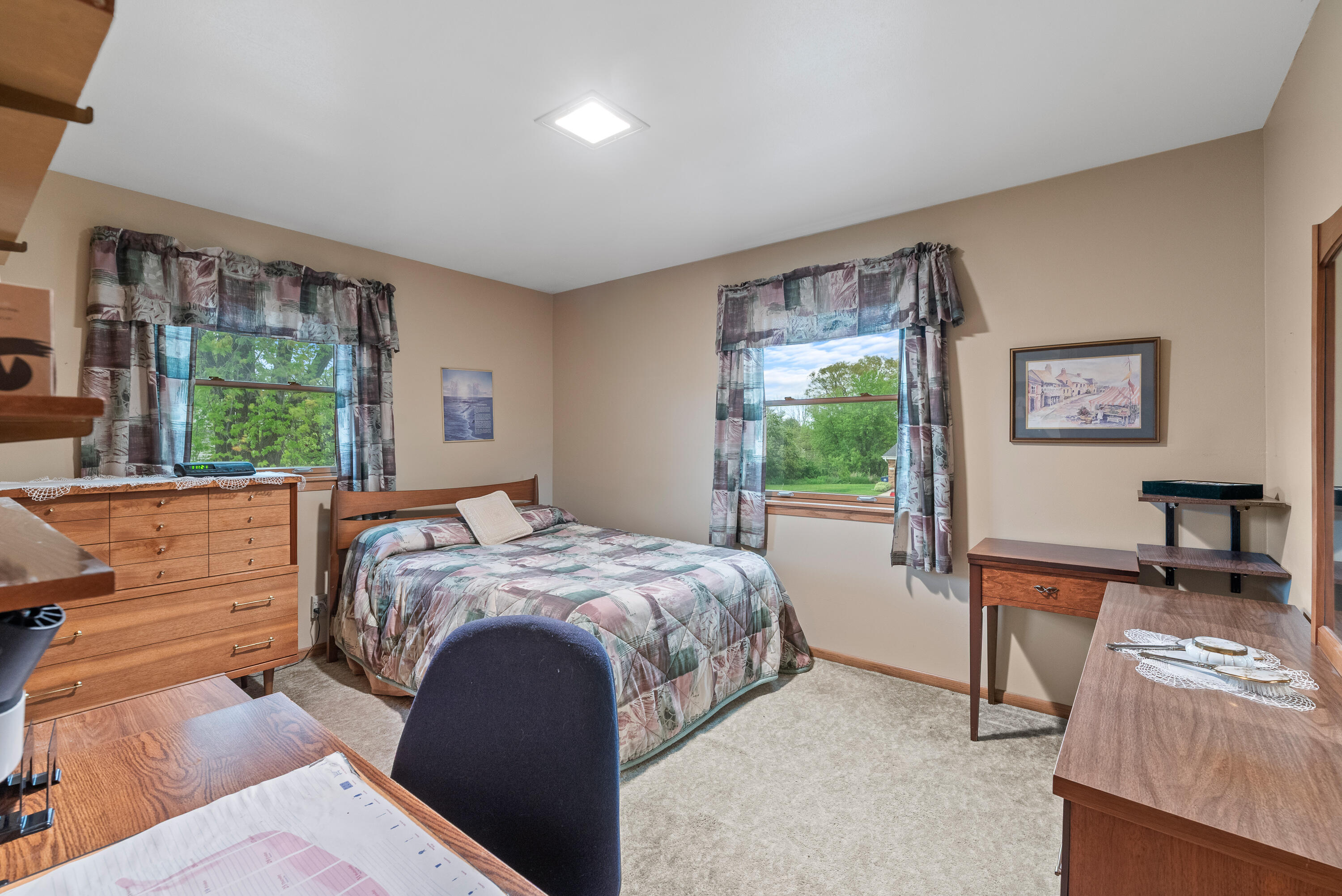 Port Washington, Wisconsin 53074, United States, 4 Bedrooms Bedrooms, ,2 BathroomsBathrooms,Residential,Pending,142124