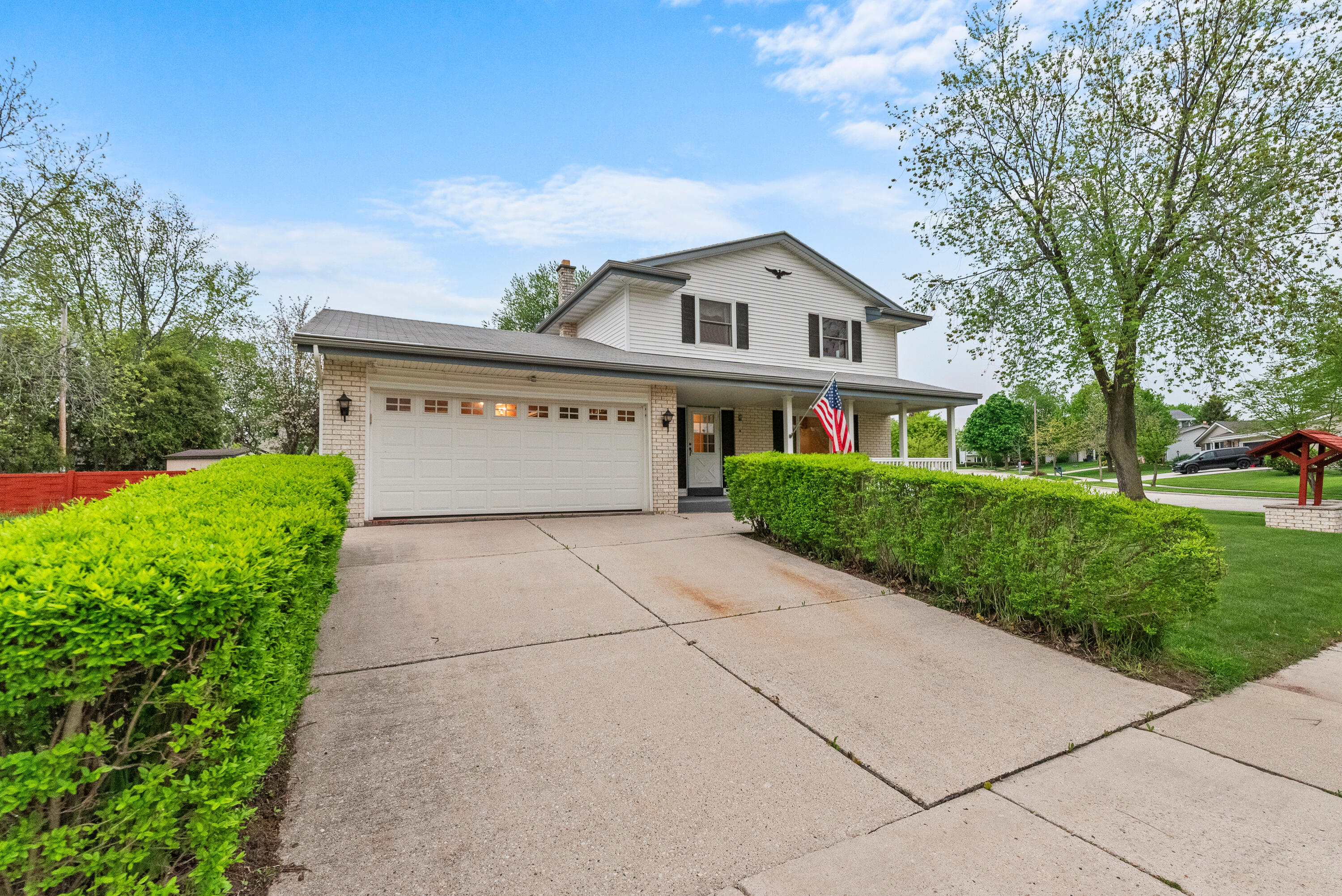 Port Washington, Wisconsin 53074, United States, 4 Bedrooms Bedrooms, ,2 BathroomsBathrooms,Residential,Pending,142124