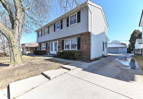 Photo of 3824 S 75th St, Milwaukee, WI 53220 (MLS # 1951210)