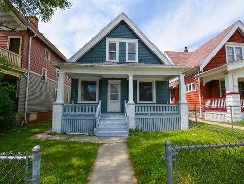 Photo of 3221 N 29th St, Milwaukee, WI 53216 (MLS # 1949002)