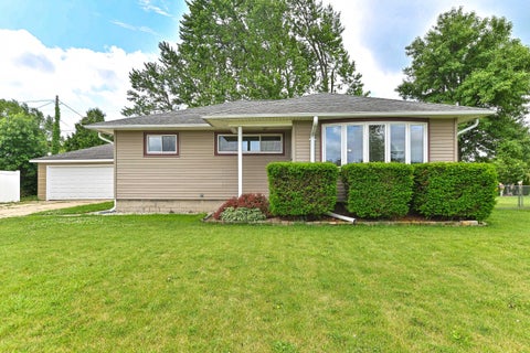 Photo of 1409 Sherman Ave, South Milwaukee, WI 53172 (MLS # 1924337)