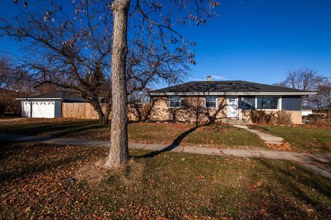 Photo of 2608 W Sycamore Ave, Oak Creek, WI 53154 (MLS # 1901895)