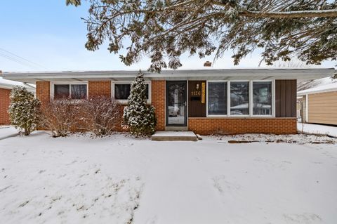 Photo of 1156 Orchard Dr, Sheboygan, WI 53081 (MLS # 1947755)