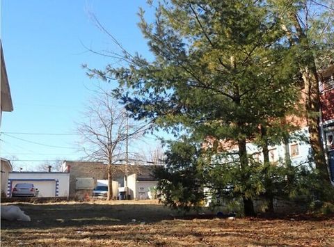 Photo of 2629 N 56th St, Milwaukee, WI 53210 (MLS # 1960797)
