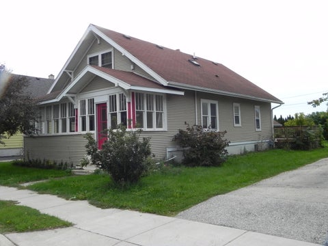 Photo of 669 Main St, Belgium, WI 53004 (MLS # 1982233)