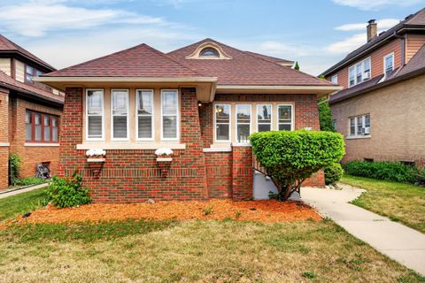 Photo of 3056 N 55th St, Milwaukee, WI 53210 (MLS # 1965825)