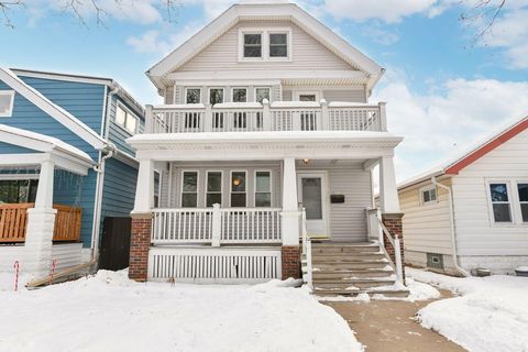 Photo of 2070 S 58th St, West Allis, WI 53219 (MLS # 1944789)