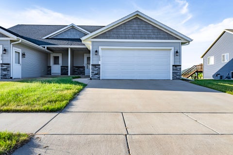 Photo of 1909 Prairie Pl, Holmen, WI 54636 (MLS # 1965386)