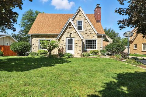 Photo of 11712 W Center St, Wauwatosa, WI 53222 (MLS # 1932258)