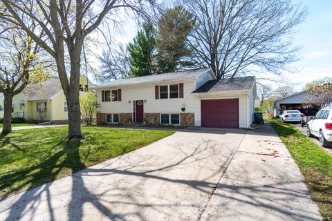 Photo of 1518 31st St S, La Crosse, WI 54601 (MLS # 1959014)