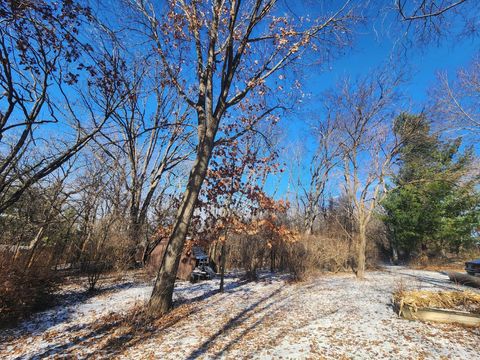 Photo of 362 Dale Dr, Burlington, WI 53105 (MLS # 1947449)