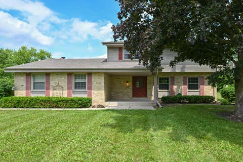 Photo of 18440 Bristol Ln, Brookfield, WI 53045 (MLS # 1970481)
