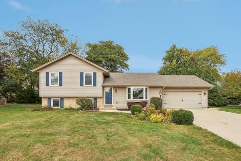 Photo of 6516 Primrose Way, Mount Pleasant, WI 53406 (MLS # 1940143)