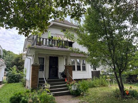 Photo of 2954 N 45th St, Milwaukee, WI 53210 (MLS # 1948984)