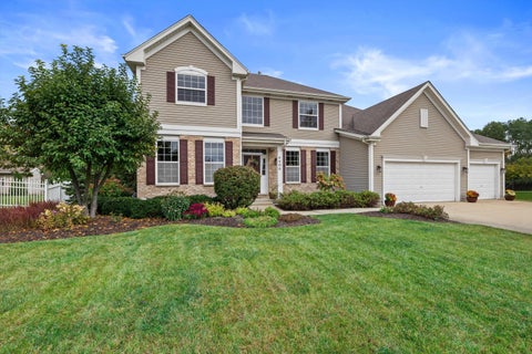 Photo of 4400 107th Pl, Pleasant Prairie, WI 53158 (MLS # 1985001)