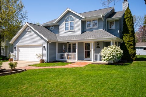 Photo of 10341 S Ashley Ln, Oak Creek, WI 53154 (MLS # 1917579)