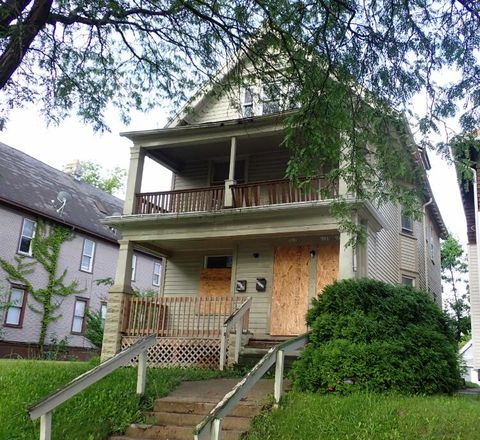 Photo of 2119 N 40th St, Milwaukee, WI 53208 (MLS # 1957546)