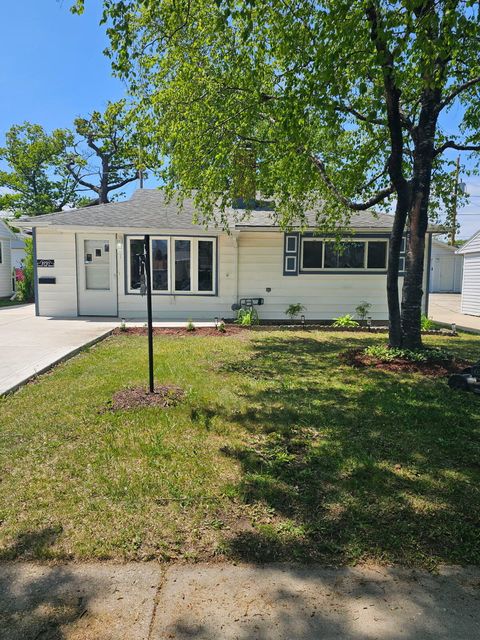 Photo of 2721 S 50th St, Milwaukee, WI 53219 (MLS # 1963788)
