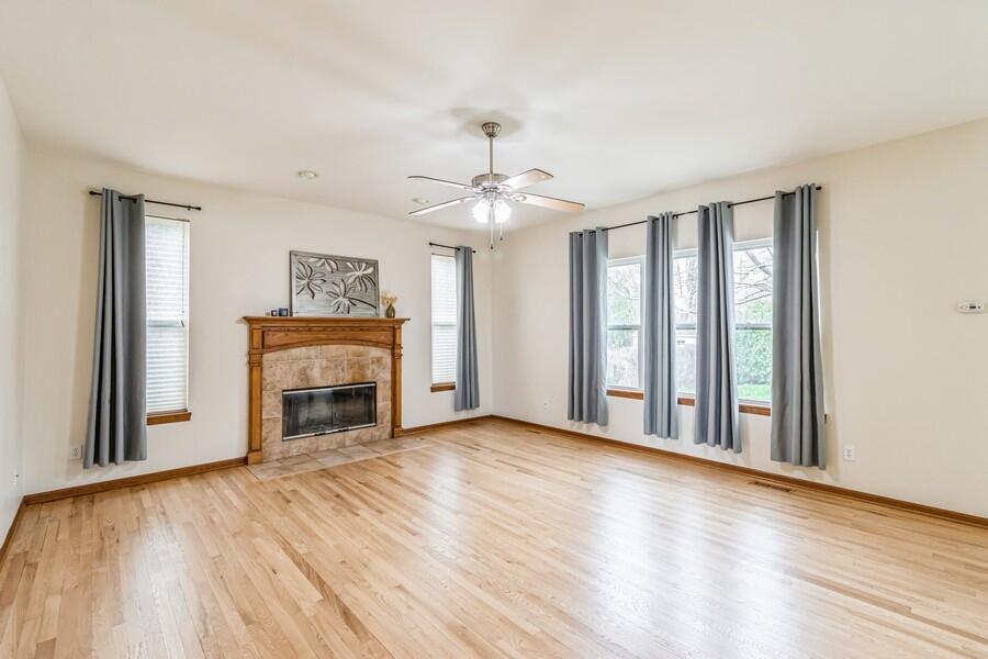 Kenosha, Wisconsin 53144, United States, 3 Bedrooms Bedrooms, ,3 BathroomsBathrooms,Residential,Pending,121242