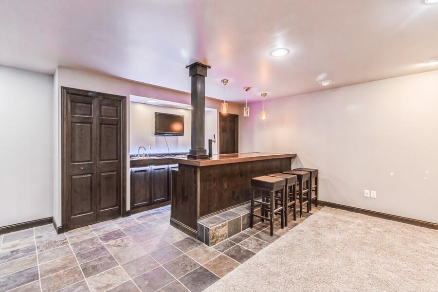 Kenosha, Wisconsin 53144, United States, 3 Bedrooms Bedrooms, ,3 BathroomsBathrooms,Residential,Pending,121242