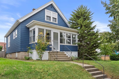 Photo of 3641 E Whittaker Ave, Cudahy, WI 53110 (MLS # 1981142)