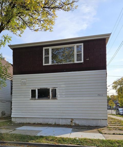 Photo of 2872 S 8th St, Milwaukee, WI 53215 (MLS # 1953588)