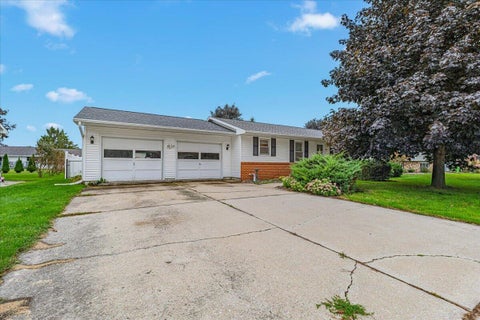 Photo of 465 Neevel Ave, Waupun, WI 53963 (MLS # 1981377)