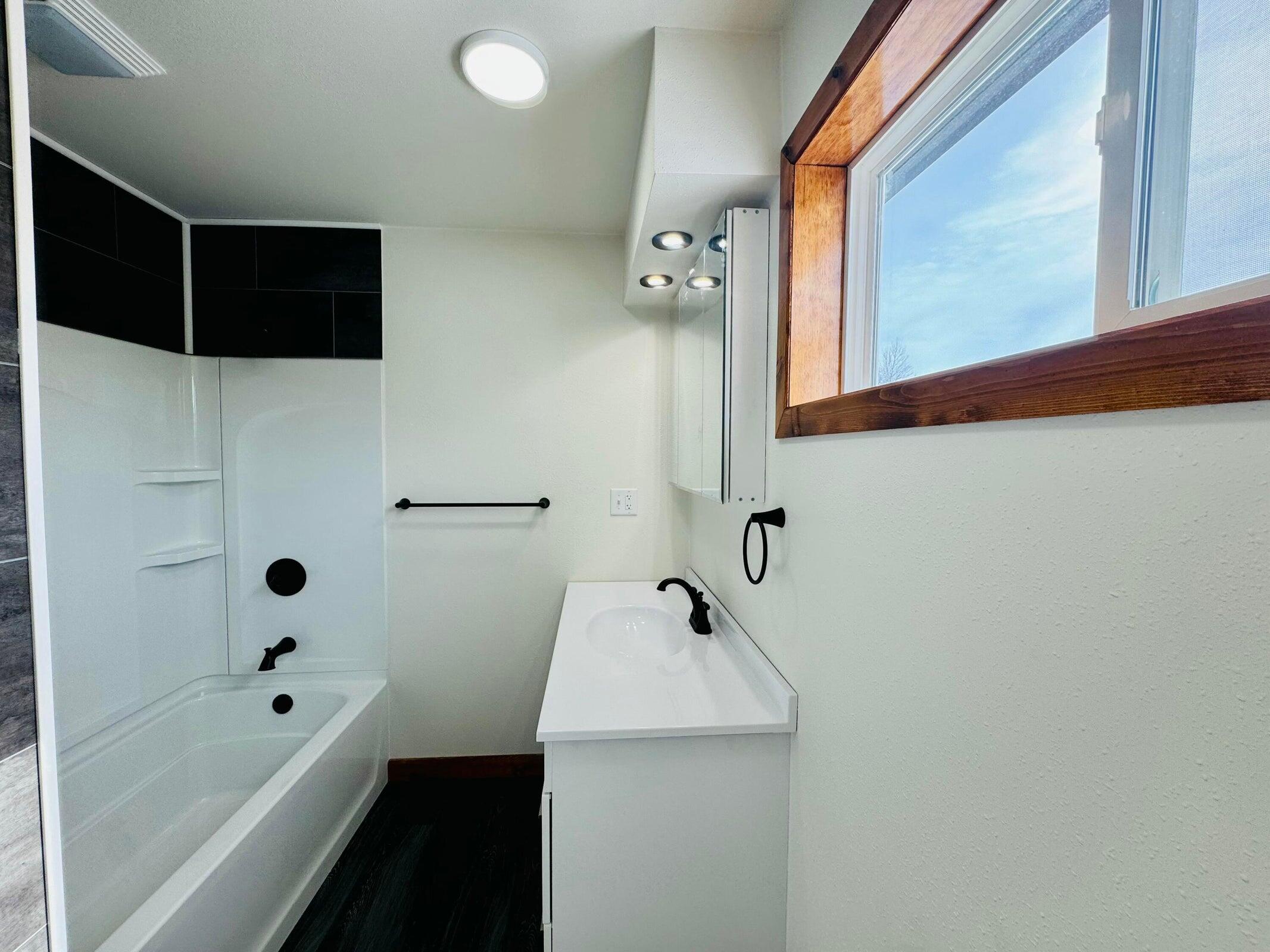 Carlton, Wisconsin 54216, United States, 3 Bedrooms Bedrooms, ,2 BathroomsBathrooms,Residential,Pending,137303