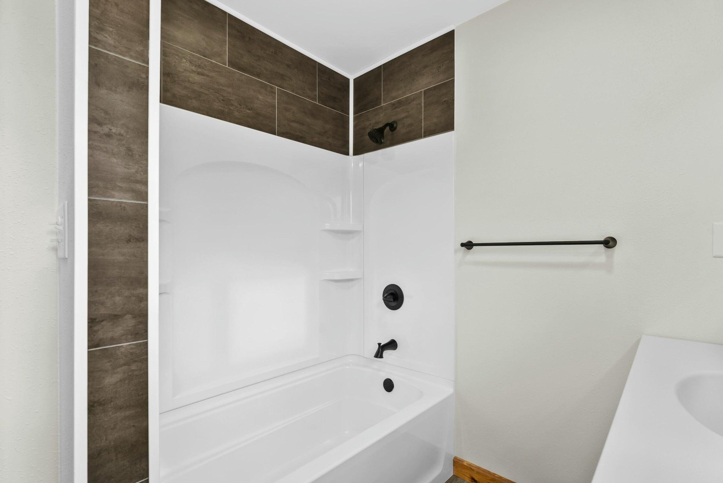 Carlton, Wisconsin 54216, United States, 3 Bedrooms Bedrooms, ,2 BathroomsBathrooms,Residential,Pending,137303