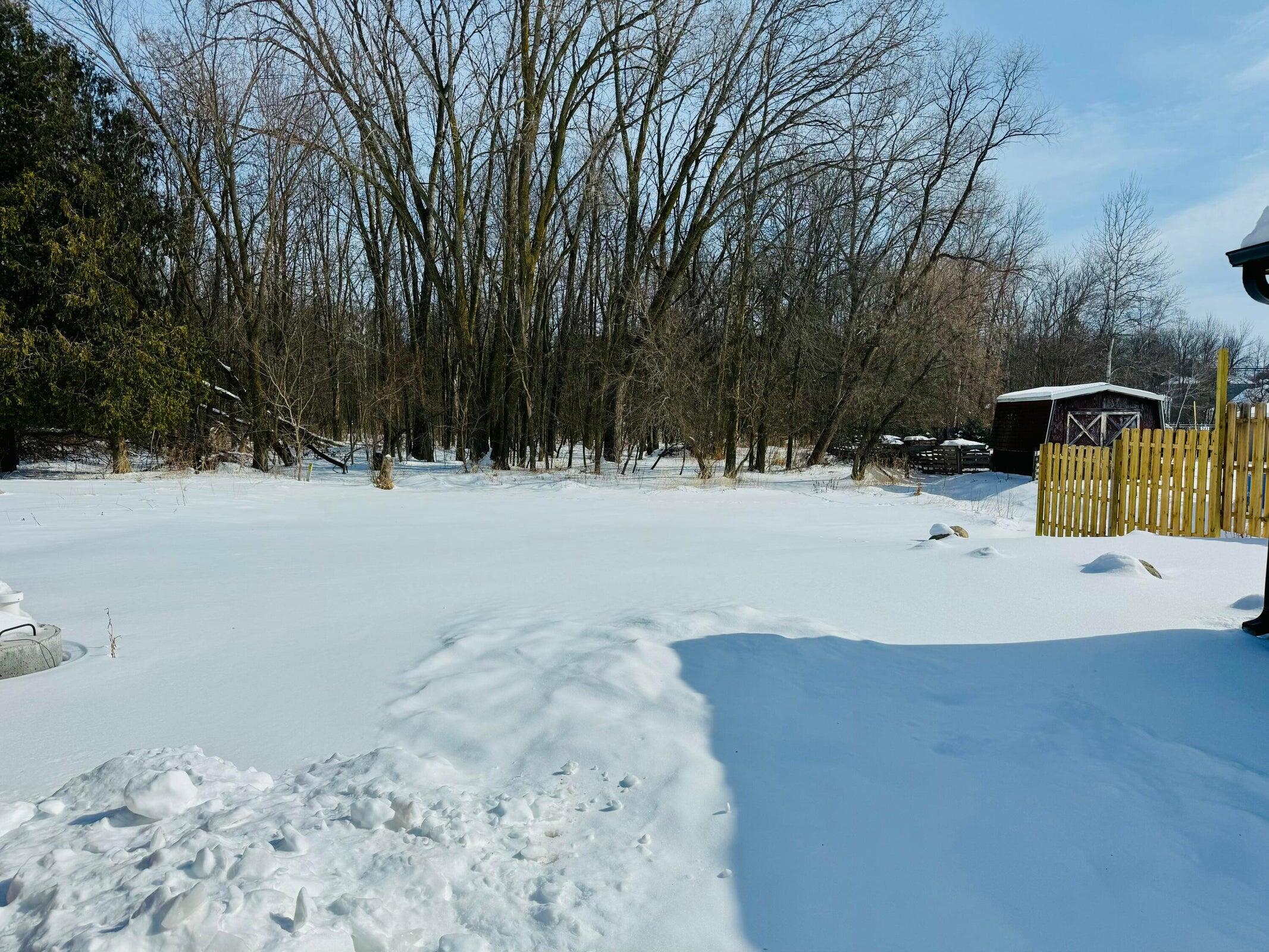 Carlton, Wisconsin 54216, United States, 3 Bedrooms Bedrooms, ,2 BathroomsBathrooms,Residential,Pending,137303