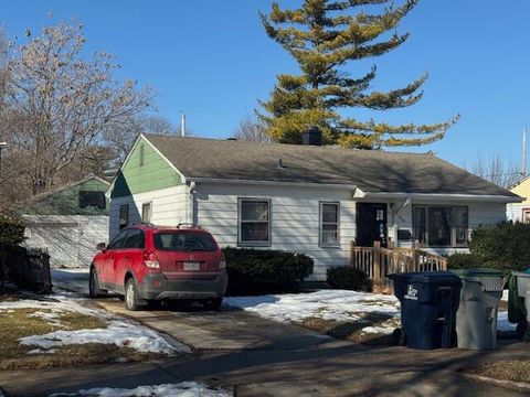 Photo of 5351 N 55th St, Milwaukee, WI 53218 (MLS # 1950825)