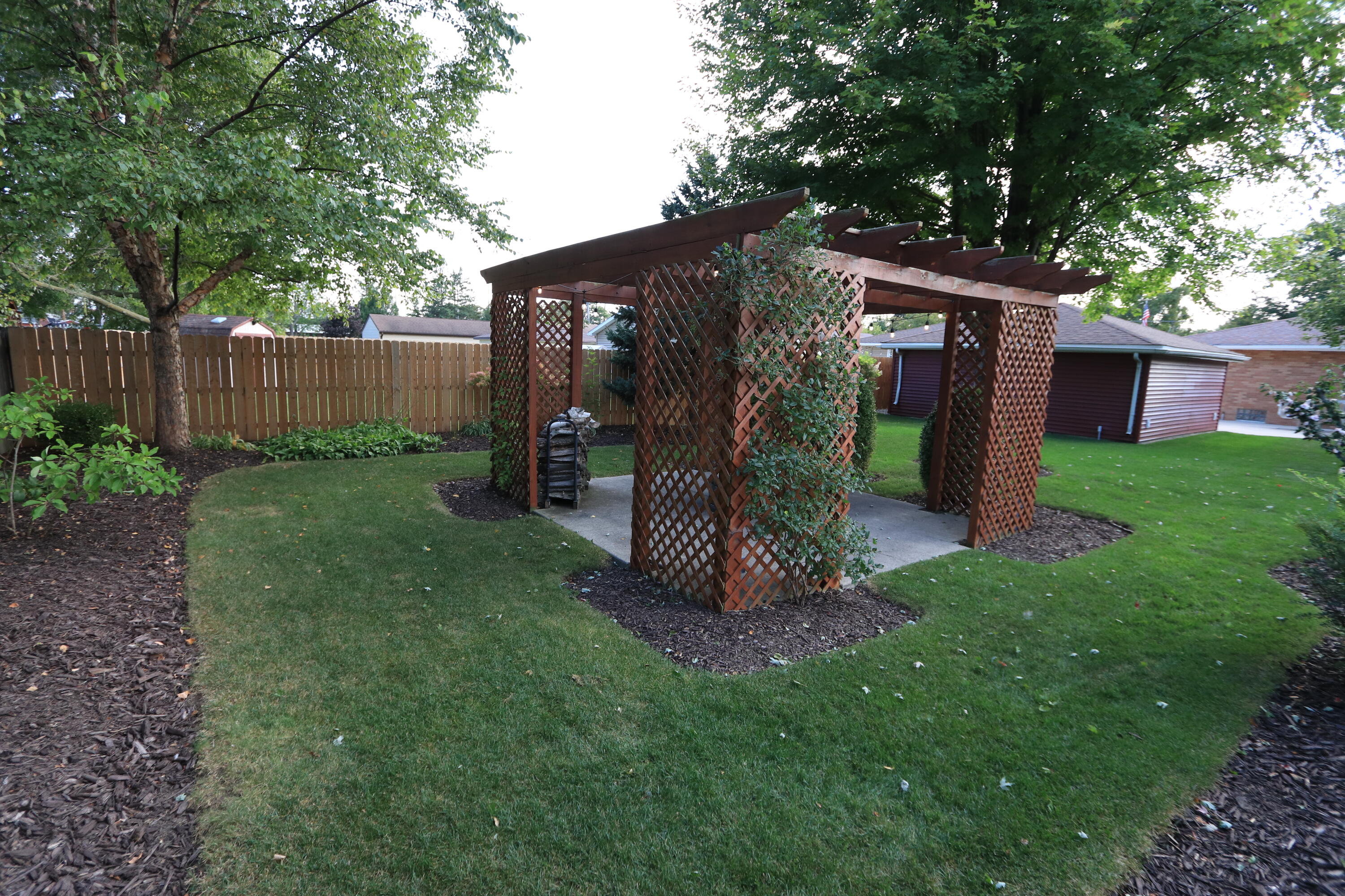 Kenosha, Wisconsin 53142, United States, 3 Bedrooms Bedrooms, ,2 BathroomsBathrooms,Residential,Active,16304