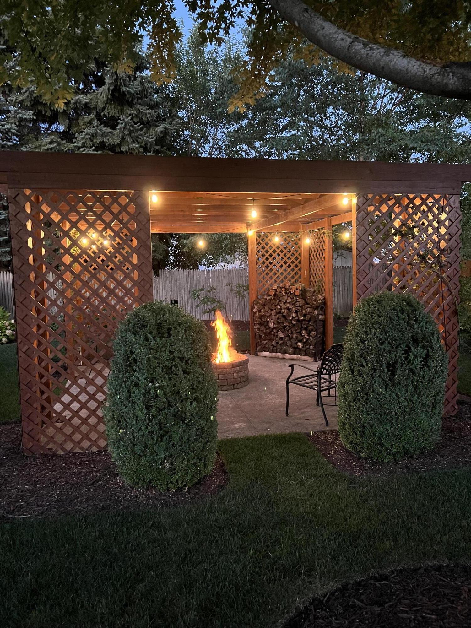 Kenosha, Wisconsin 53142, United States, 3 Bedrooms Bedrooms, ,2 BathroomsBathrooms,Residential,Active,16304