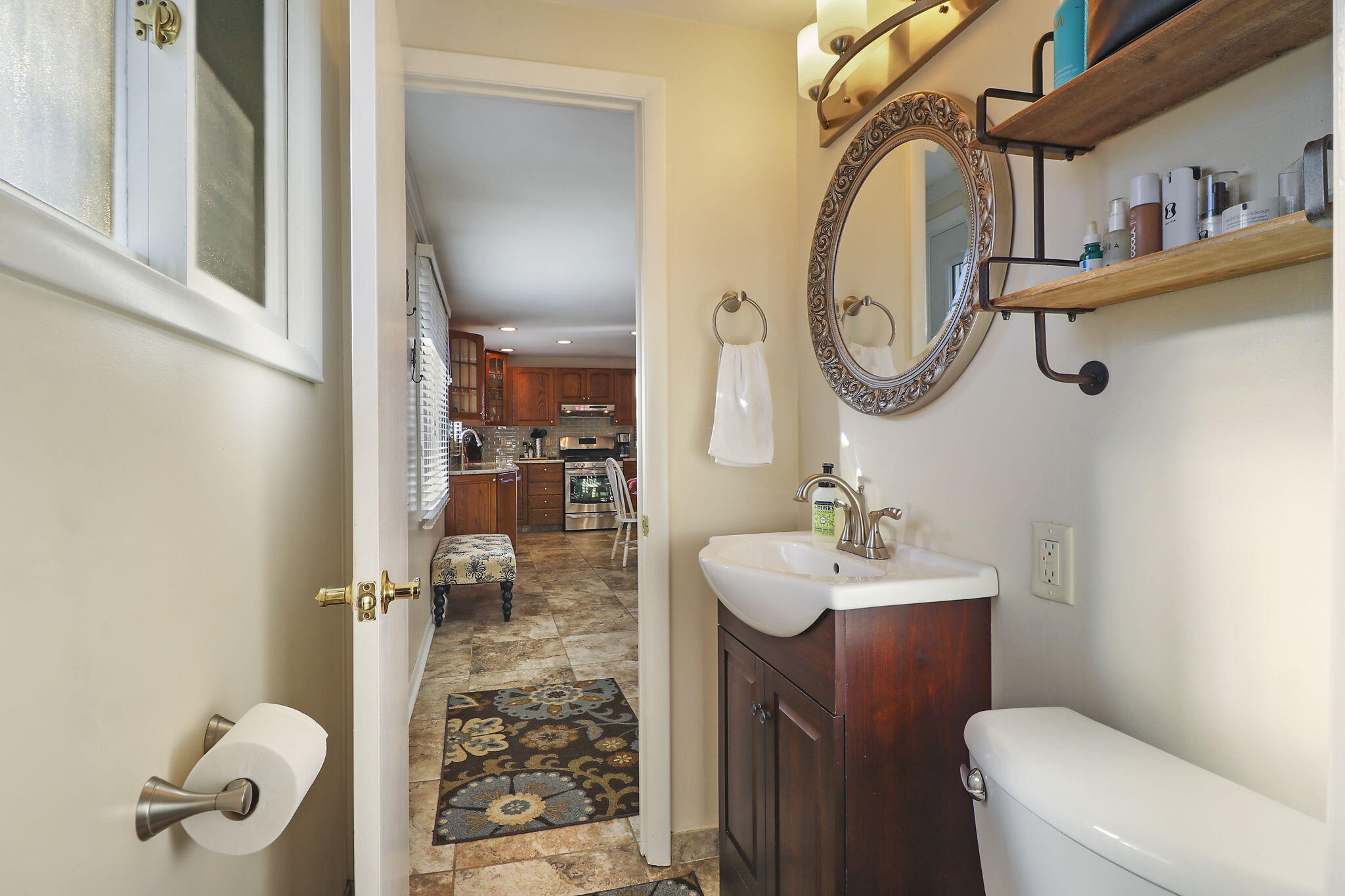 Kenosha, Wisconsin 53142, United States, 3 Bedrooms Bedrooms, ,2 BathroomsBathrooms,Residential,Active,16304