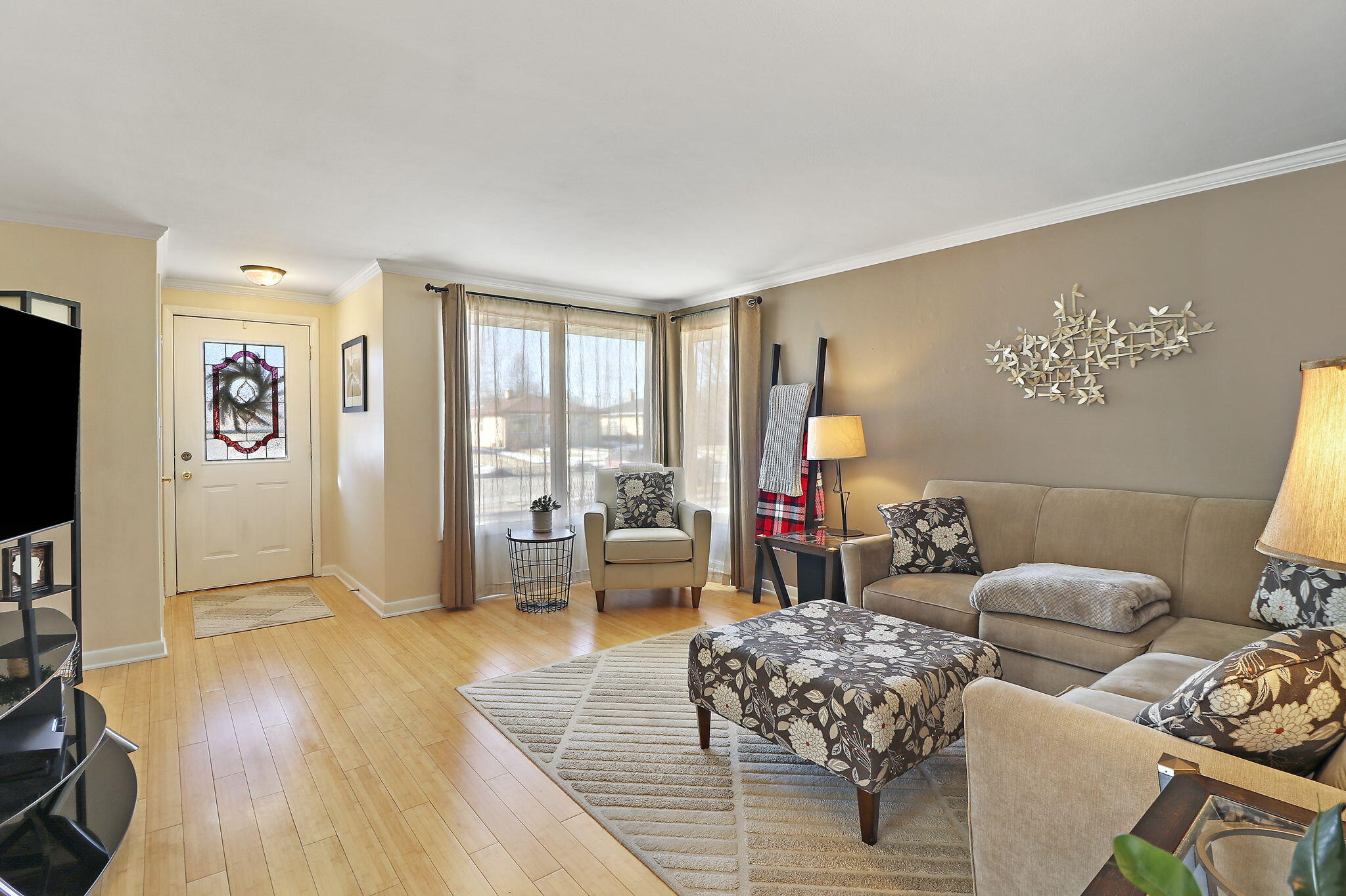 Kenosha, Wisconsin 53142, United States, 3 Bedrooms Bedrooms, ,2 BathroomsBathrooms,Residential,Active,16304